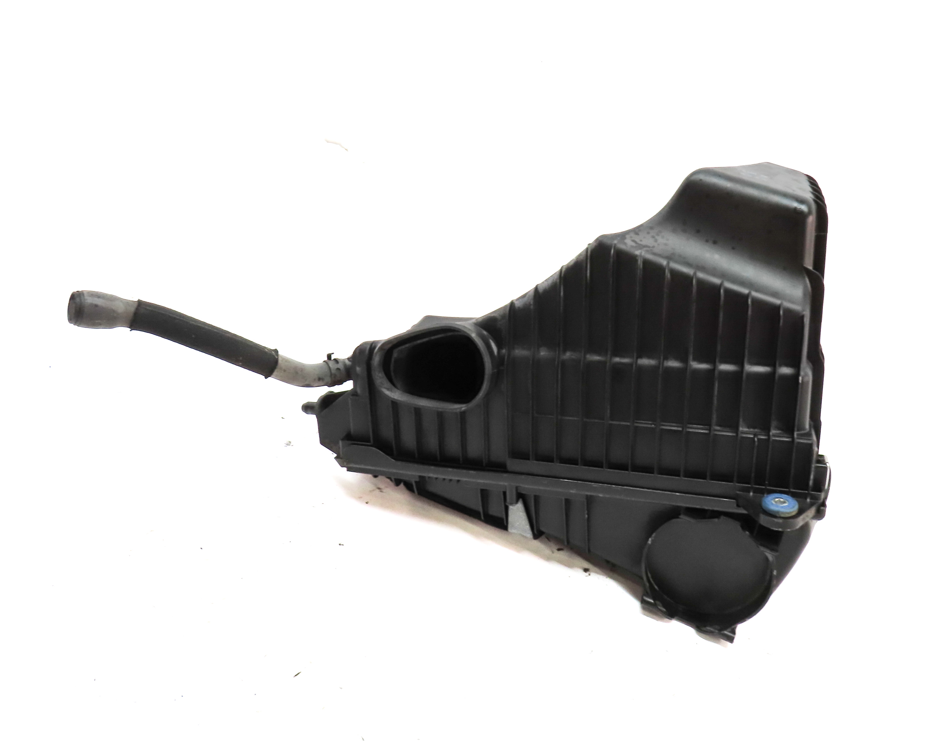 2006-2010 VW TOURAEG / AUDI Q7 (4L) 3.6L ENGINE AIR FILTER HOUSING BOX CLEANER — exact item pictured